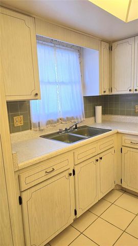 1626 S LAKE AVENUE 2, Clearwater, FL 33756