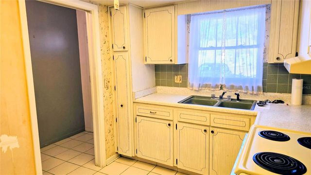 1626 S LAKE AVENUE 2, Clearwater, FL 33756