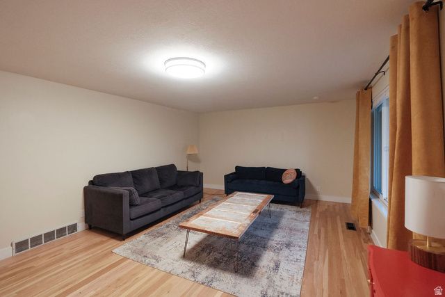 521 E 1650 S, Bountiful, UT 84010