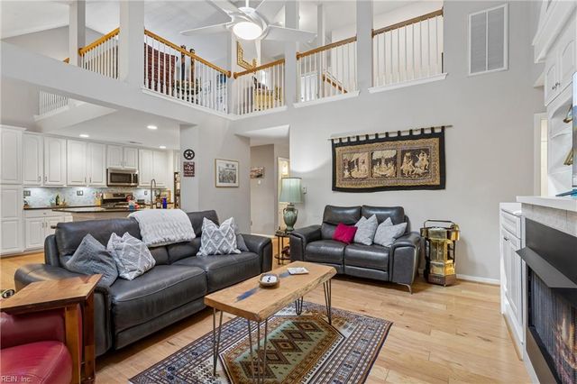 709 Robin Hood DR, Yorktown, VA 23693