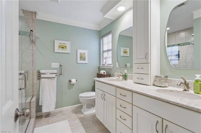 709 Robin Hood DR, Yorktown, VA 23693