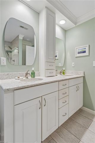709 Robin Hood DR, Yorktown, VA 23693