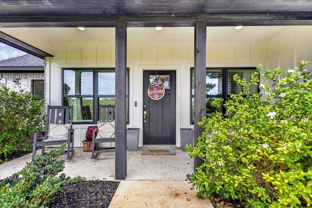 109 CR 4612, Troup, TX 75789