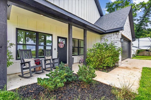 109 CR 4612, Troup, TX 75789