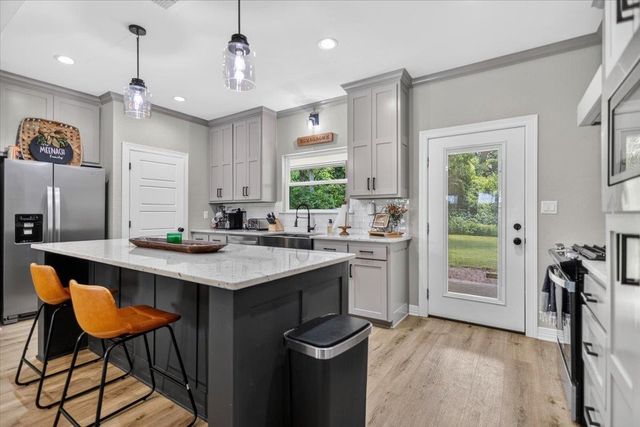 109 CR 4612, Troup, TX 75789