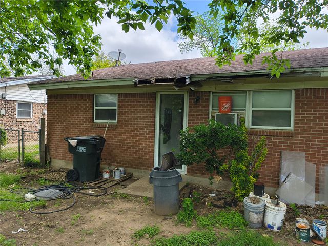600 Thompson Drive, Saginaw, TX 76179