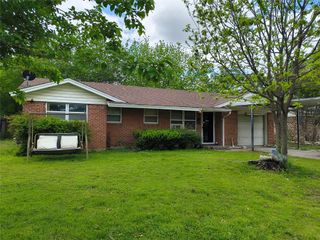 600 Thompson Drive, Saginaw, TX 76179