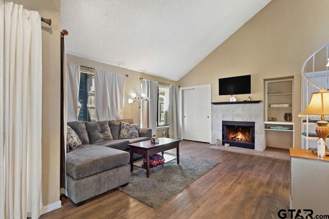 5745 Golden Oaks, Tyler, TX 75703