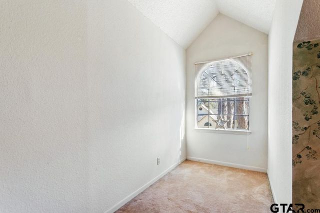 5745 Golden Oaks, Tyler, TX 75703