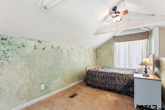 5745 Golden Oaks, Tyler, TX 75703