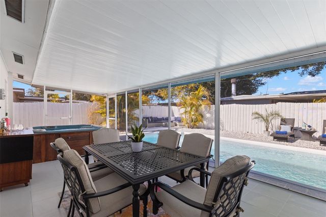 6419 43RD AVENUE N, Kenneth City, FL 33709