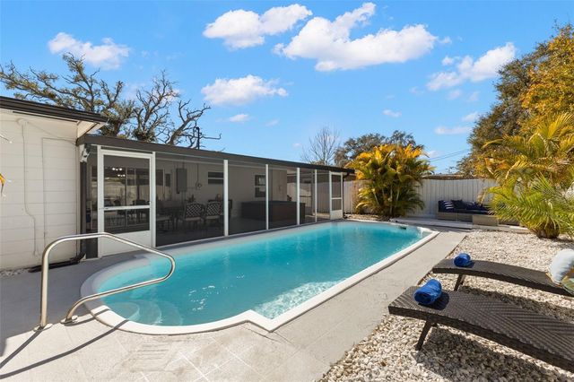 6419 43RD AVENUE N, Kenneth City, FL 33709