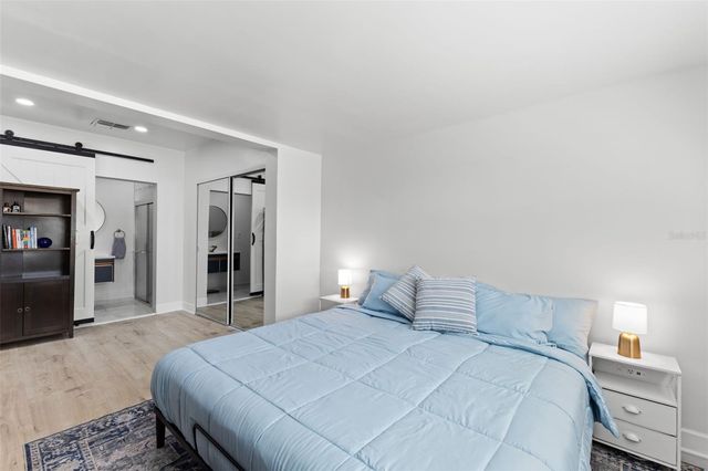 6419 43RD AVENUE N, Kenneth City, FL 33709