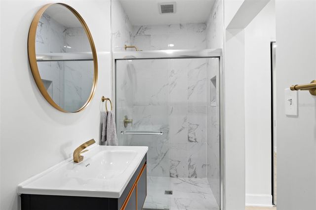 6419 43RD AVENUE N, Kenneth City, FL 33709