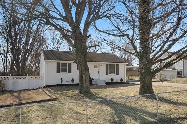 107 Garwood Dr, Nashville, TN 37210