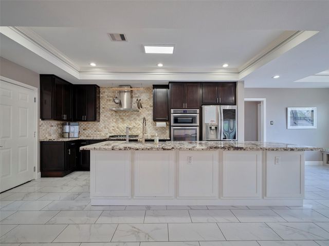 4219 Redbud Street SW, Houston, TX 77051