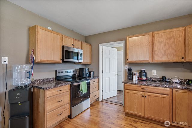 821 Marsh Avenue, Centralia, WA 98531