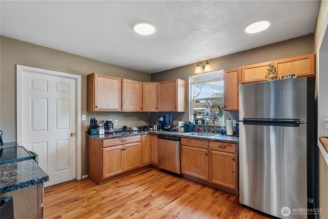 821 Marsh Avenue, Centralia, WA 98531