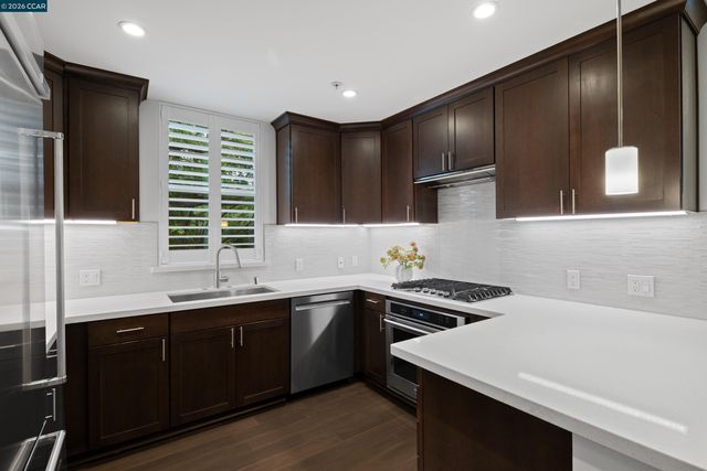 1000 Dewing Ave 210, Lafayette, CA 94549