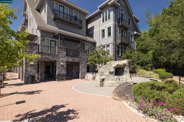 1000 Dewing Ave 210, Lafayette, CA 94549