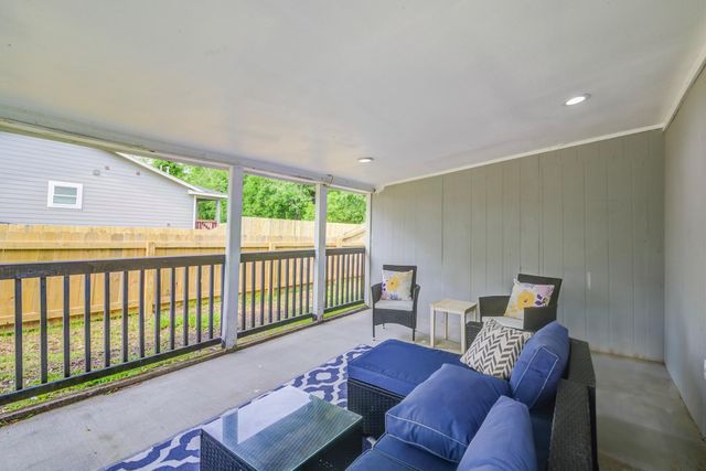 541 Circle Drive, La Porte, TX 77571