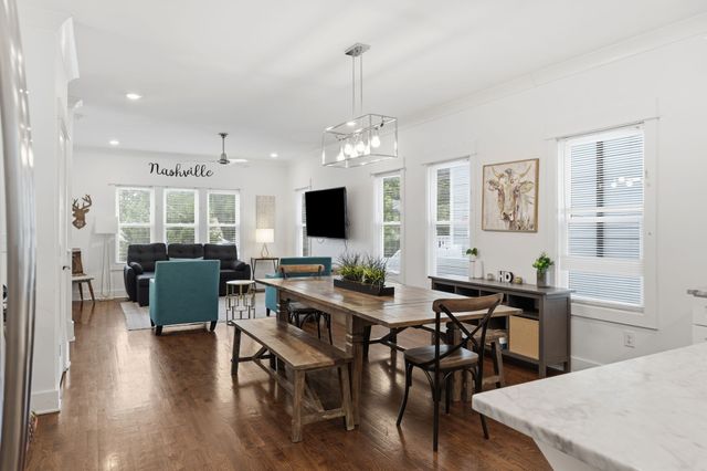 803 21st Ave, N, Nashville, TN 37208