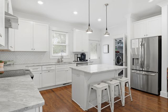 803 21st Ave, N, Nashville, TN 37208