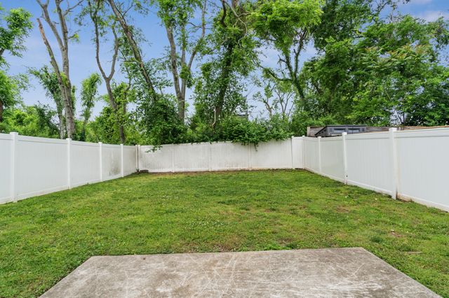 803 21st Ave, N, Nashville, TN 37208