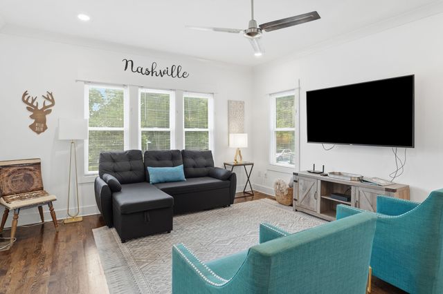 803 21st Ave, N, Nashville, TN 37208