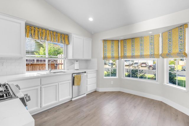 1826 Avenida Martina, Roseville, CA 95747