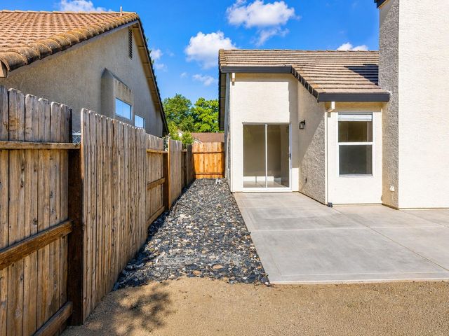 1826 Avenida Martina, Roseville, CA 95747
