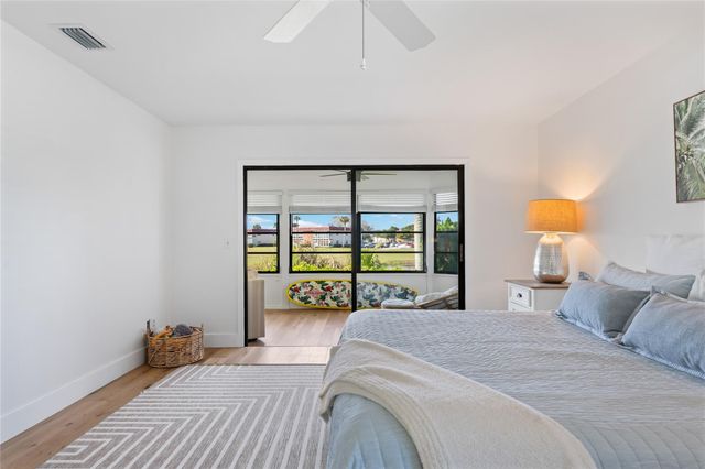 345 W Forest Trail, Vero Beach, FL 32962