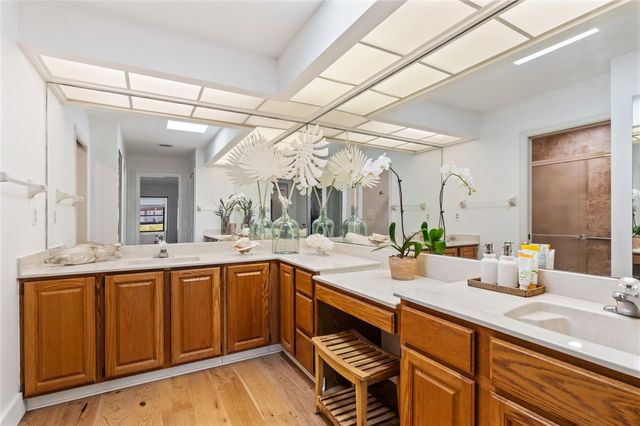 345 W Forest Trail, Vero Beach, FL 32962