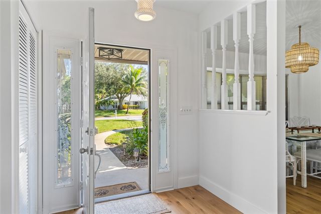 345 W Forest Trail, Vero Beach, FL 32962