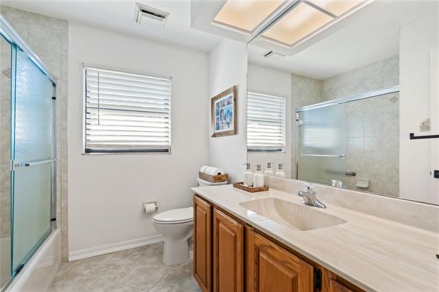 345 W Forest Trail, Vero Beach, FL 32962