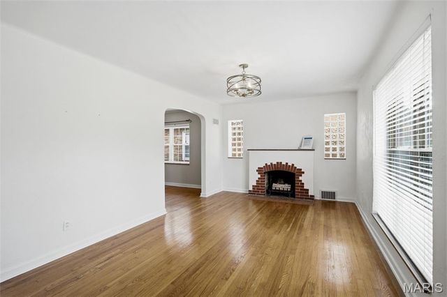 5711 Mardel Avenue, St Louis, MO 63109