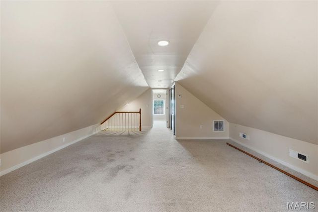 5711 Mardel Avenue, St Louis, MO 63109