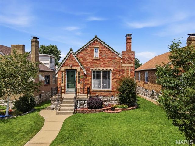 5711 Mardel Avenue, St Louis, MO 63109