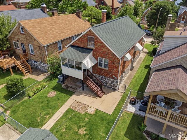 5711 Mardel Avenue, St Louis, MO 63109