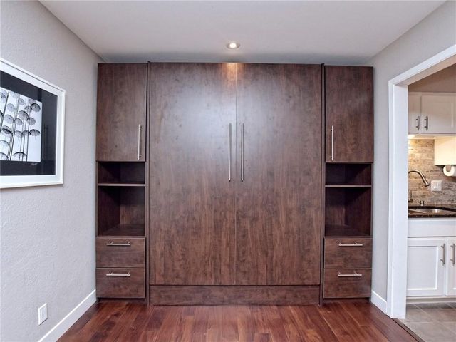 4209 Burnet RD 101, Austin, TX 78756