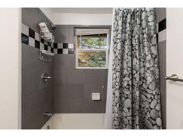 1312 Steamboat Valley Rd, Lyons, CO 80540