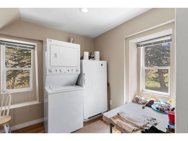 1312 Steamboat Valley Rd, Lyons, CO 80540