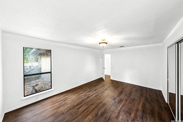 602 Coach Rd, San Antonio, TX 78216