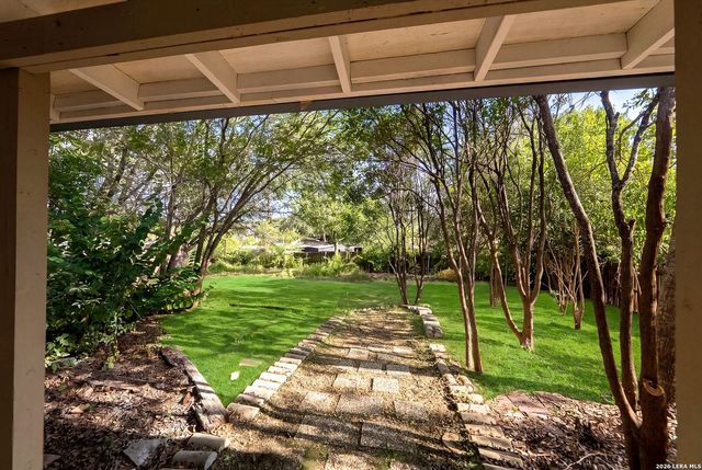 602 Coach Rd, San Antonio, TX 78216