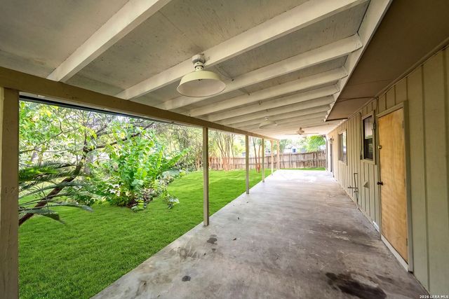 602 Coach Rd, San Antonio, TX 78216