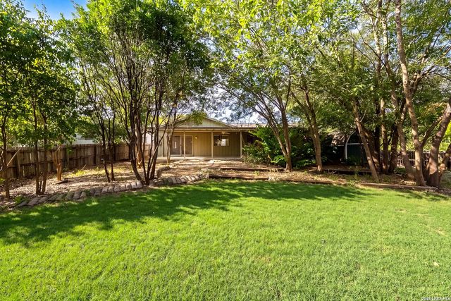 602 Coach Rd, San Antonio, TX 78216