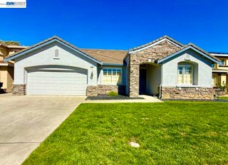 790 Everglades Ln, Tracy, CA 95377