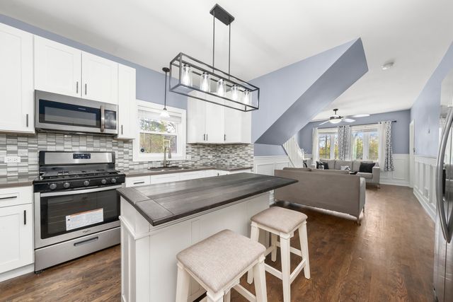 2510 E 109th Street, Chicago, IL 60617