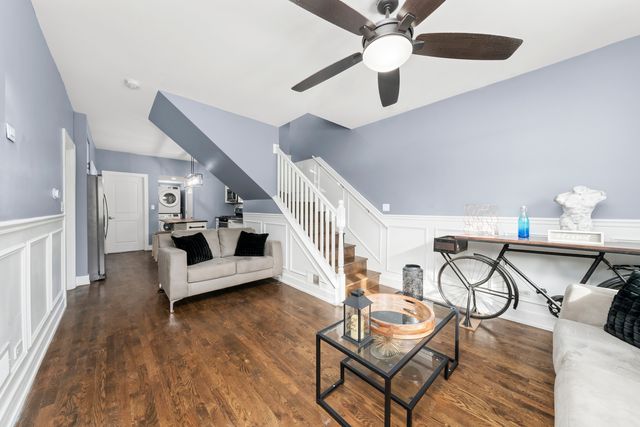 2510 E 109th Street, Chicago, IL 60617