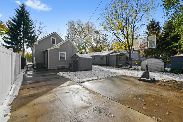 2510 E 109th Street, Chicago, IL 60617